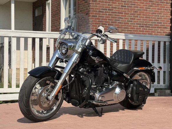 2020 Harley-Davidson Fat Boy, чёрный, 2090000 рублей - вид 2
