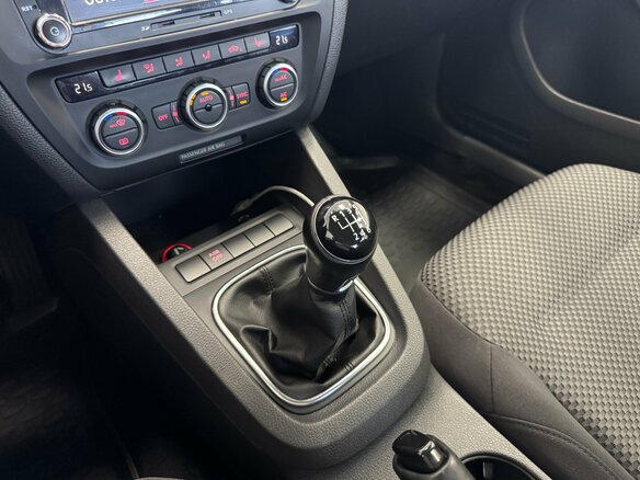 2012 Volkswagen Jetta VI, серый - вид 15