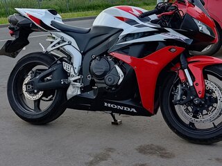 2008 Honda CBR 600RR, белый, 610000 рублей, вид 2