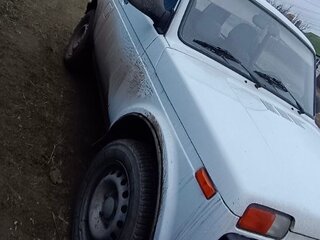 2003 Lada (ВАЗ) 2121 (4x4) I Рестайлинг, белый, 410000 рублей, вид 3