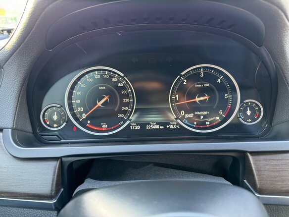2013 BMW 7 серии 730d xDrive V (F01/F02/F04) Рестайлинг, чёрный, 2600000 рублей - вид 20