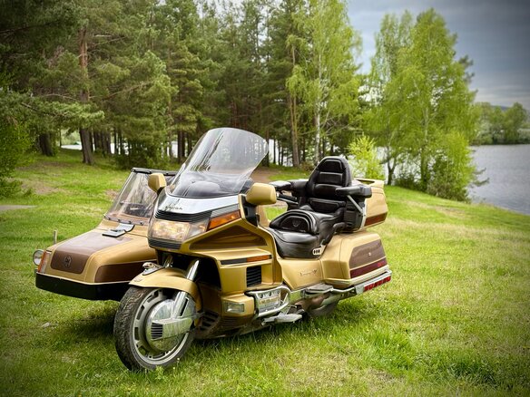 1991 Honda GL 1500 Gold Wing, золотистый - вид 5