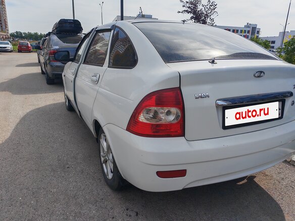 2010 Lada (ВАЗ) Priora I, белый, 255000 рублей - вид 6