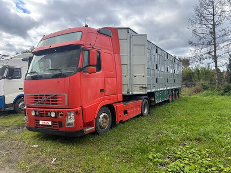 2010 Volvo FH, красный, 5000000 рублей, вид 1