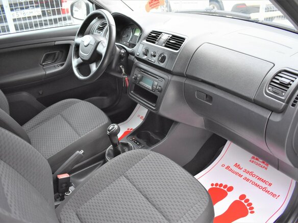 2011 Skoda Fabia II Рестайлинг, серебристый - вид 9