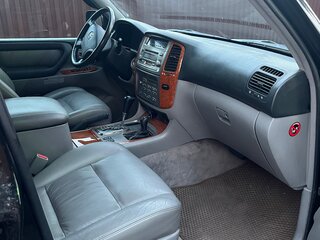 2006 Toyota Land Cruiser 100 Series Рестайлинг 2, чёрный, 3600000 рублей, вид 3