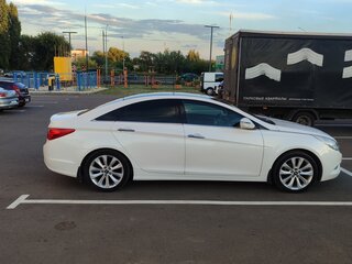 2011 Hyundai Sonata VI (YF), белый, 900000 рублей, вид 5