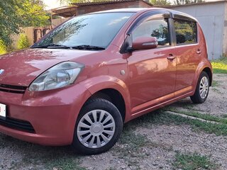 2004 Toyota Passo I (C10), розовый, 430000 рублей, вид 2