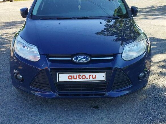 2014 Ford Focus III, синий, 880000 рублей - вид 3