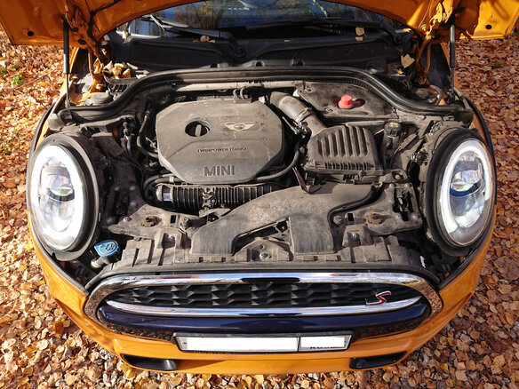 2015 Mini Hatch Cooper S III (F55/F56), оранжевый - вид 18