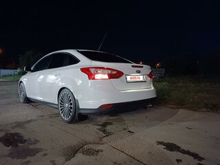 2012 Ford Focus III, белый, 650000 рублей, вид 3