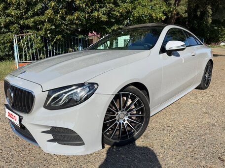 2017 Mercedes-Benz E-Класс 200 V (W213, S213, C238), серый, 3380000 рублей, вид 4