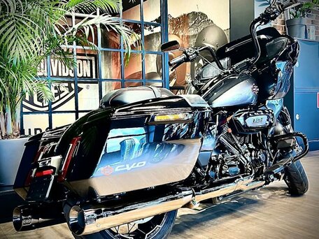 2025 Harley-Davidson CVO Road Glide, серый, 6500000 рублей, вид 3