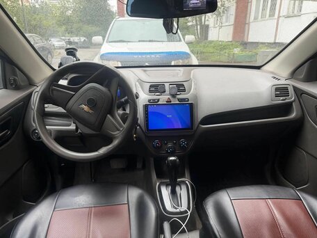 2013 Chevrolet Cobalt II, бежевый, 399999 рублей, вид 5