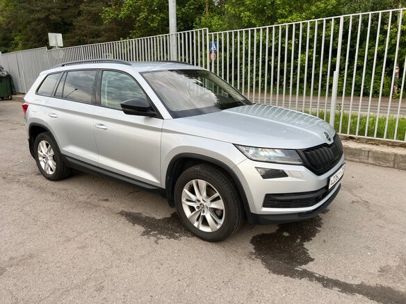 2018 Skoda Kodiaq I, серебристый, 2150000 рублей