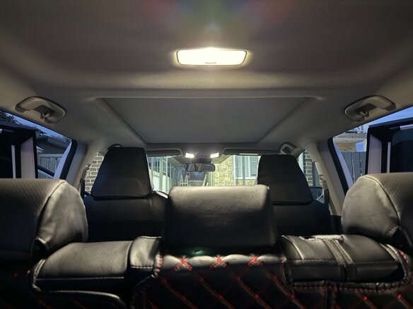 2024 Toyota RAV4 V (XA50), белый, 4800000 рублей - вид 33