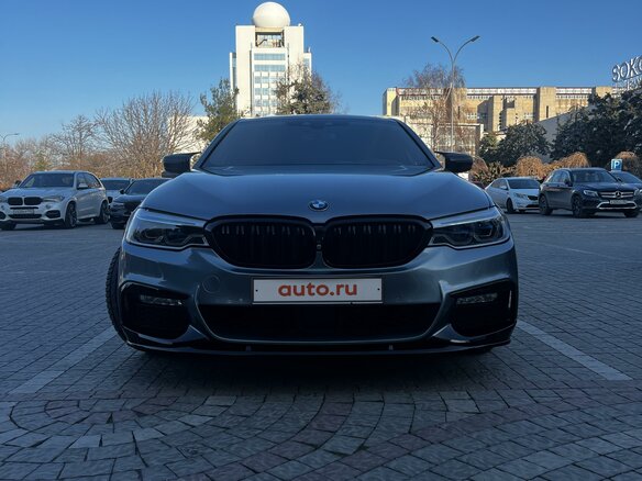 2017 BMW 5 серии 520d VII (G30/G31/G38), серый, 4400000 рублей - вид 1