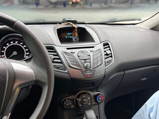 2018 Ford Fiesta Mk6 Рестайлинг, синий, 1500000 рублей, вид 4