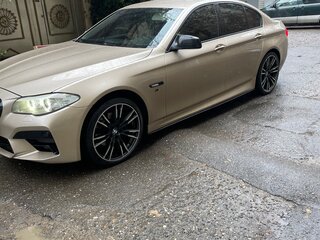 2011 BMW 5 серии 523i VI (F10/F11/F07), бежевый, 2000000 рублей, вид 4