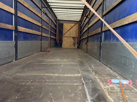 2009 DAF XF 105, белый, 5000000 рублей - вид 5