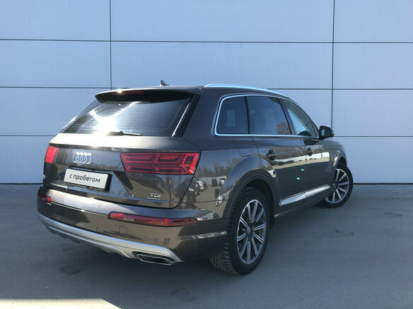 2015 Audi Q7 II (4M), коричневый - вид 1