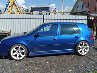 2001 Volkswagen Golf IV, синий, 850000 рублей, вид 3