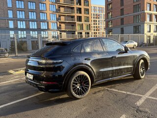 2021 Porsche Cayenne GTS Coupé III, чёрный, 14500000 рублей, вид 4