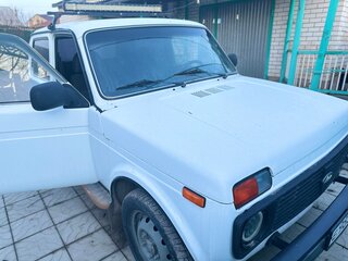 2012 Lada (ВАЗ) 2121 (4x4) I Рестайлинг, белый, 450000 рублей, вид 2
