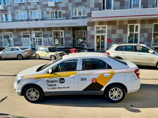 2022 Chevrolet Cobalt II Рестайлинг, белый, 1000000 рублей, вид 4