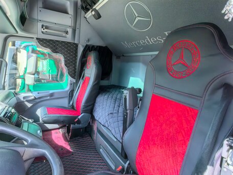 2018 Mercedes-Benz Actros, зелёный, 4990000 рублей, вид 4