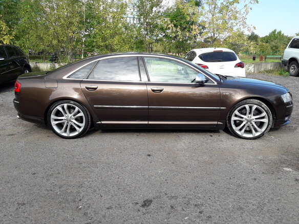 2007 Audi S8 II (D3) Рестайлинг, коричневый - вид 1