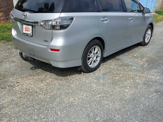 2017 Toyota Wish II Рестайлинг, серый, 1530000 рублей, вид 4