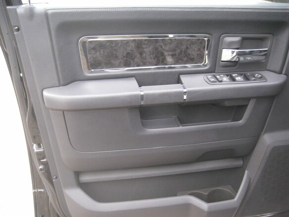 2012 Dodge RAM IV (DS/DJ), чёрный - вид 10