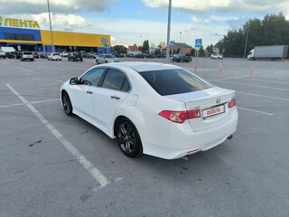 2012 Honda Accord VIII Рестайлинг, белый, 1630000 рублей, вид 4
