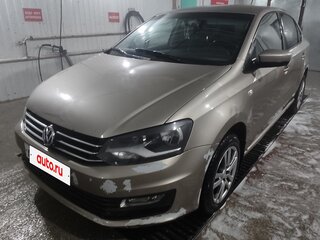 2016 Volkswagen Polo V Рестайлинг, бежевый, 550000 рублей, вид 3