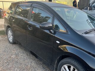 2010 Toyota Wish II, чёрный, 1450000 рублей, вид 3