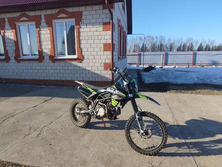2023 GR GR-X, зелёный, 75000 рублей, вид 3