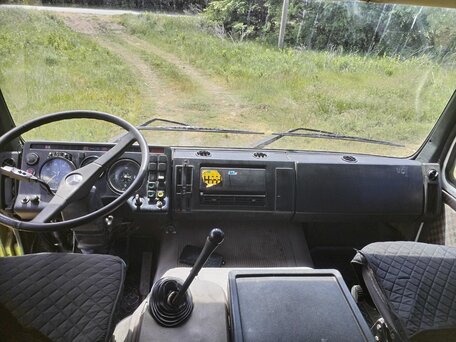 1983 Mercedes-Benz 1622, жёлтый, 380000 рублей, вид 4