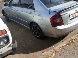 2006 Kia Cerato I, серебристый, 410000 рублей, вид 2