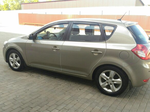 2011 Kia Ceed I Рестайлинг, золотистый - вид 7