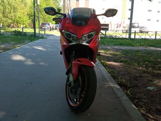 2014 Honda VFR 800, красный, 730000 рублей, вид 5