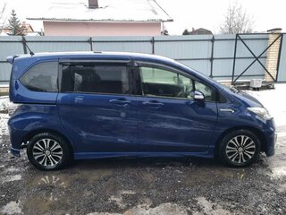 2015 Honda Freed I Рестайлинг 2, синий, 1450000 рублей, вид 4