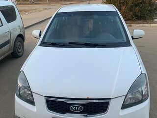 2010 Kia Rio II Рестайлинг, белый, 550000 рублей, вид 2