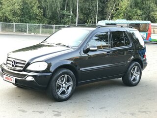 2003 Mercedes-Benz M-Класс 270 I (W163) Рестайлинг, чёрный, 1700000 рублей, вид 1