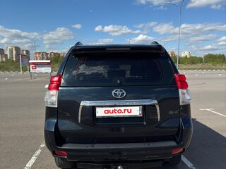2011 Toyota Land Cruiser Prado 150 Series, серый, 2400000 рублей, вид 3