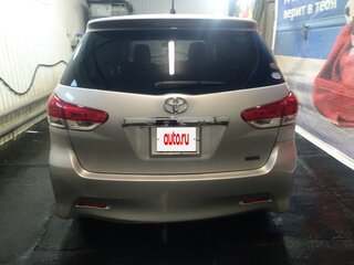 2010 Toyota Wish II, серый, 1370000 рублей, вид 1