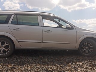 2007 Opel Astra H, серебристый, 800000 рублей, вид 2