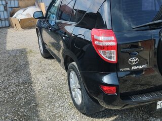 2011 Toyota RAV4 III (XA30) Рестайлинг, чёрный, 1580000 рублей, вид 4