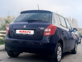 2011 Skoda Fabia II Рестайлинг, синий, 430000 рублей, вид 3