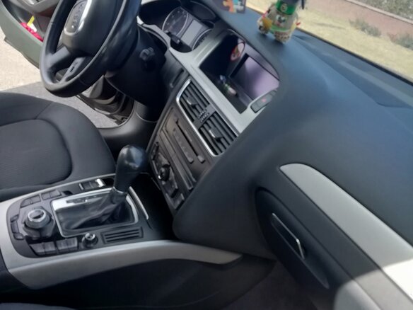 2009 Audi A4 IV (B8), чёрный, 939591 рублей